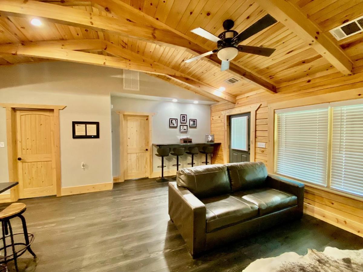Cabin At Chitt'S Creek Emory Exteriör bild